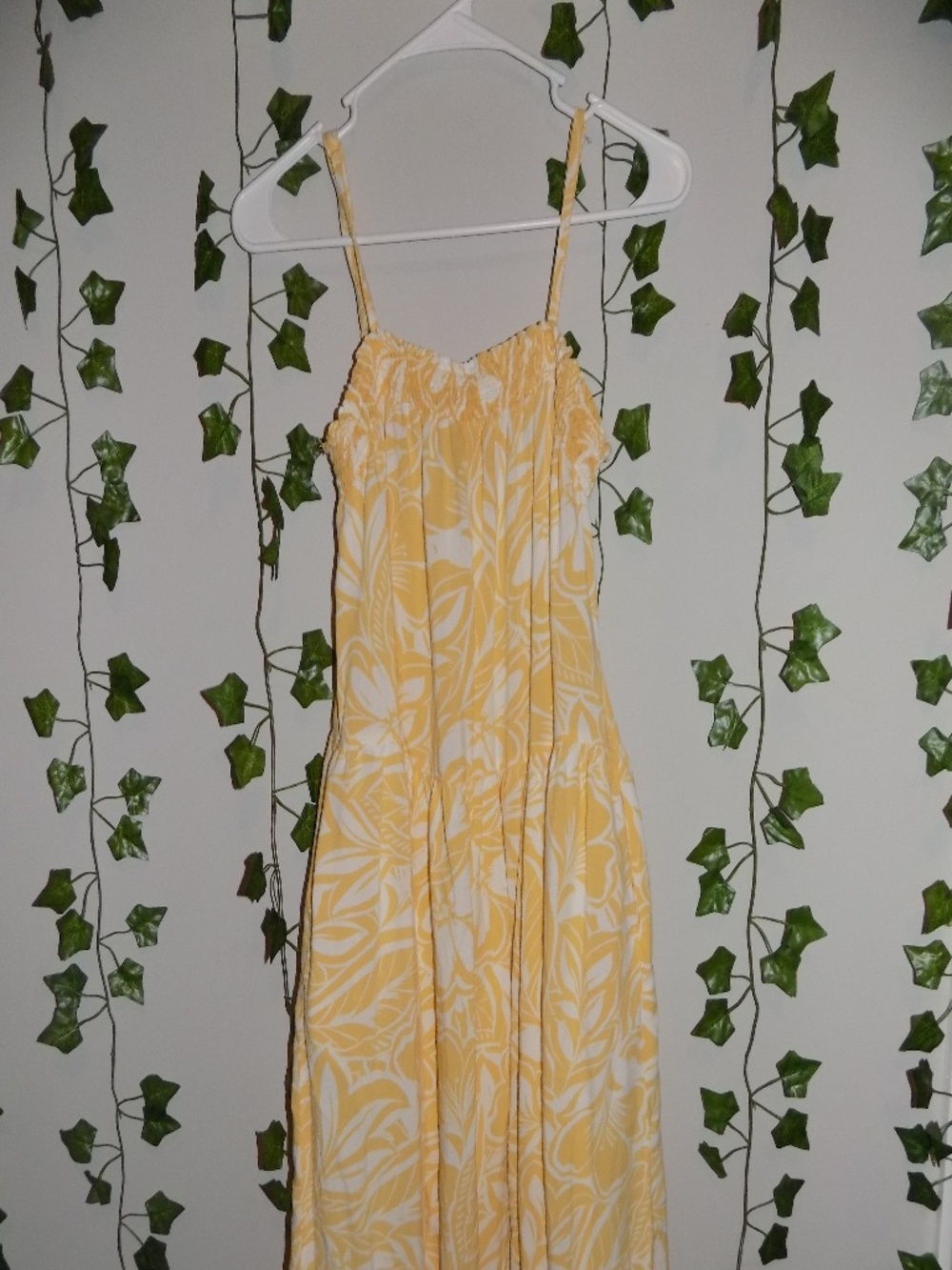 Old Navy Women's Airy Smocked Maxi Dress